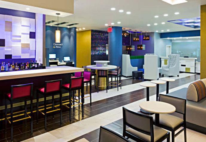 Fairfield Inn & Suites By Marriott New York Queens/Queensboro Bridge Restoran gambar